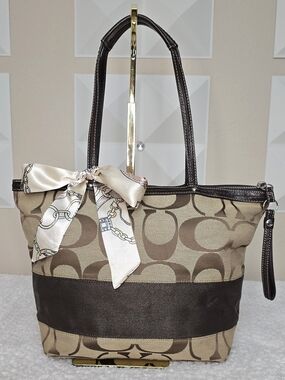 Coach Signature Stripe Canvas Tote Bag Brown Khaki Leather Trim Zip Top